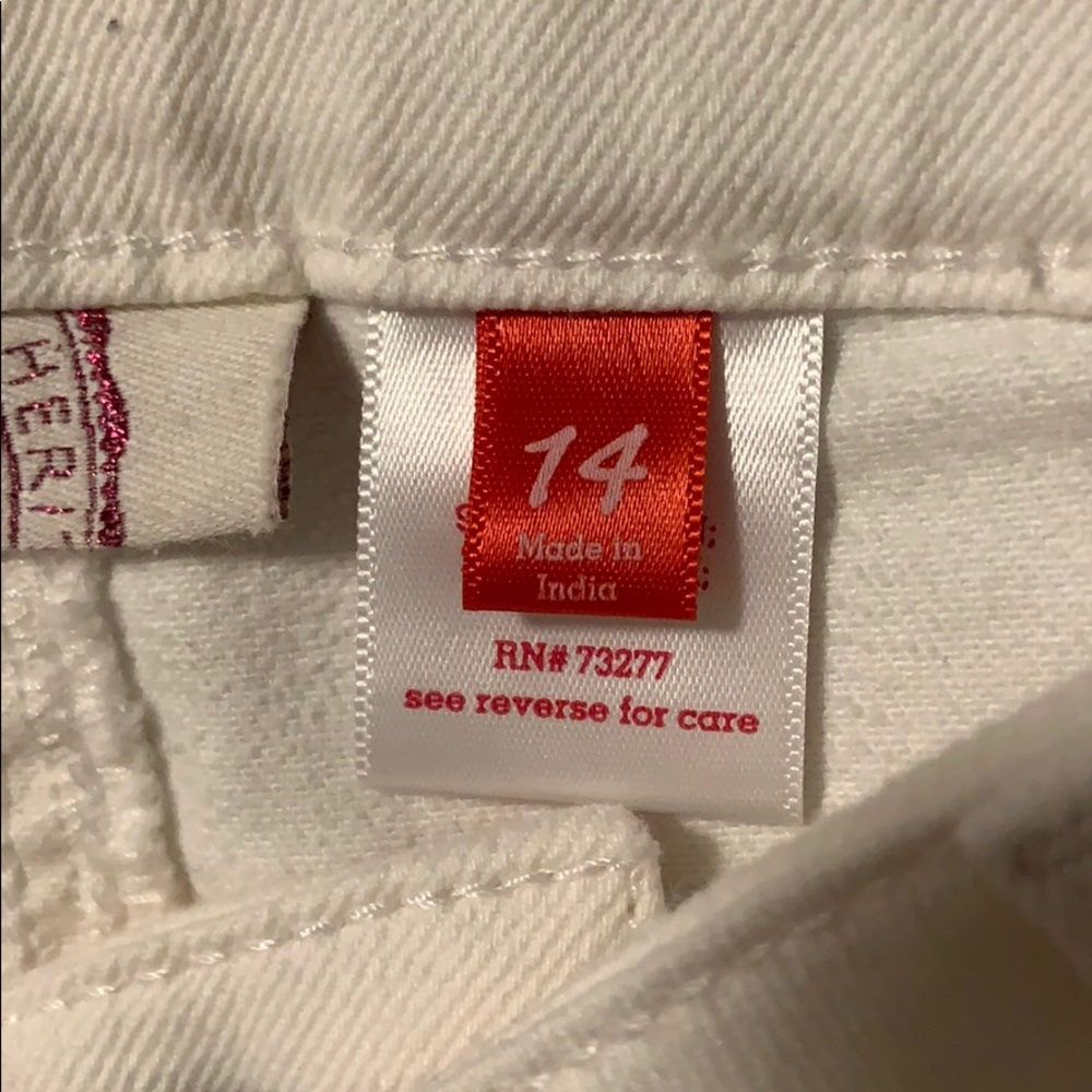 White Mid rise jean shorts - Picture 3 of 4